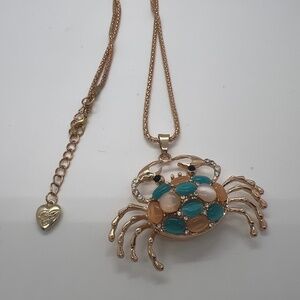 Crab necklace Betsey Johnson heart